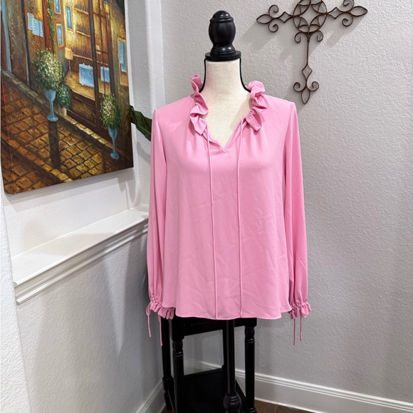 Gibson Latimer Tops - Pink Ruffled Women's Top, Size SMALL by Gibson Latimer
